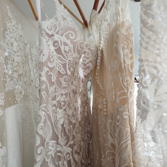 wedding dress - Picture 5 of 5